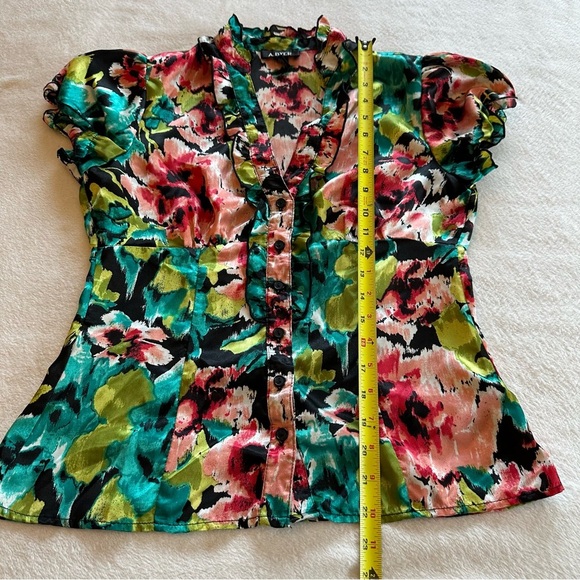 1203 A. Byer Green and Blue Ruffled Cap Sleeve Blouse - Picture 6 of 10